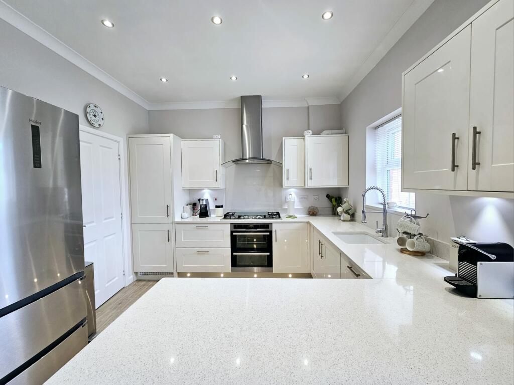 9c5b7743-5737-4db6-b988-e6f7a1c6225b