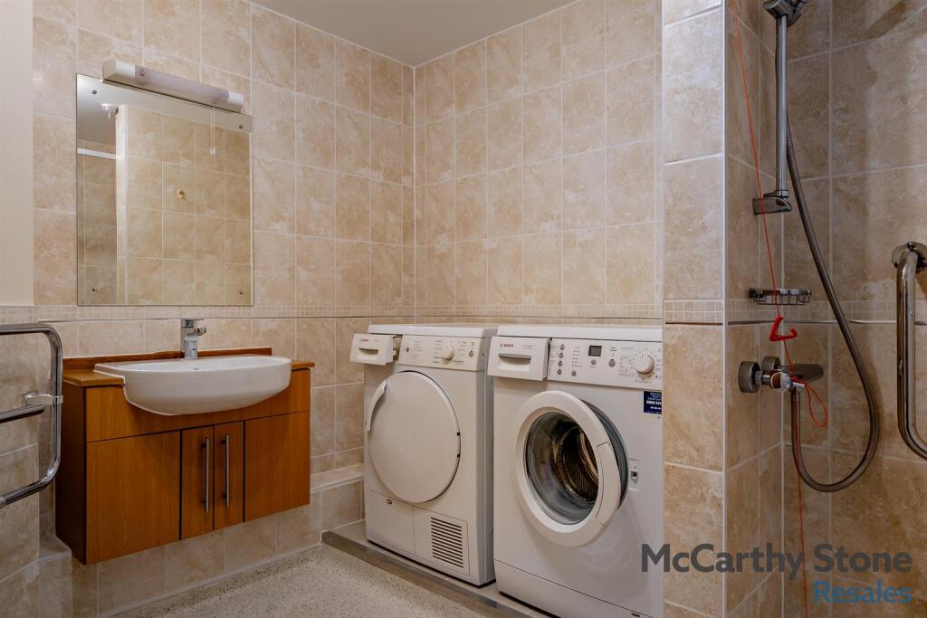 8652104-interior18-800.jpg
