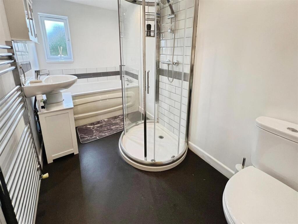 Upstairs Bathroom