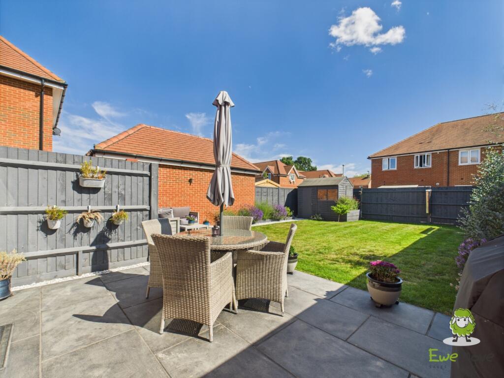 EweMove Basingstoke Church Acre Rear Garden