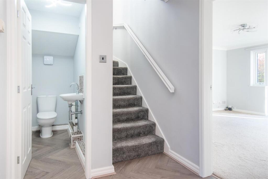 WC/Staircase