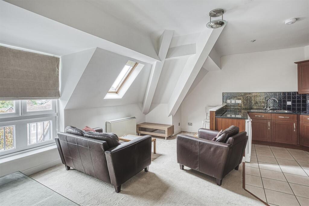 Living Room.jpg