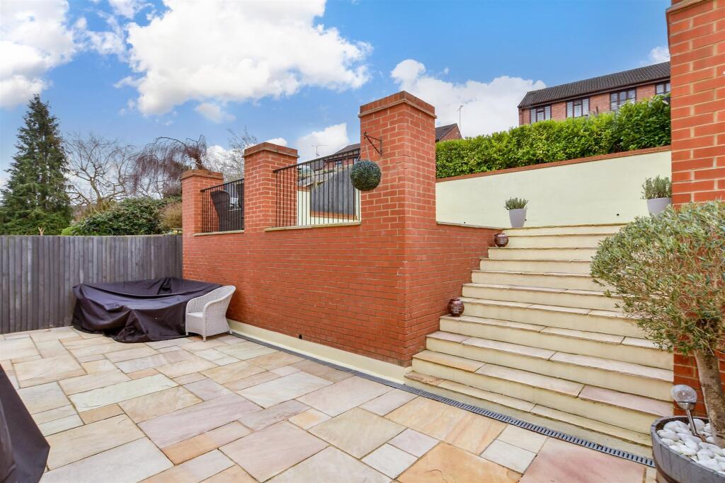 Patio / Decking