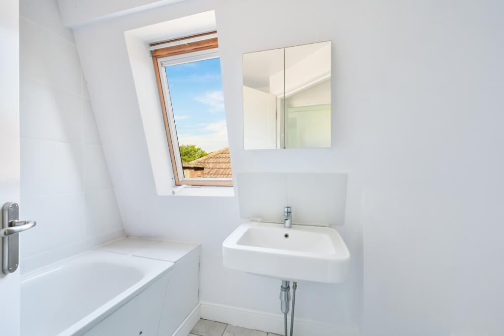 ROSENDALE ROAD, 1...