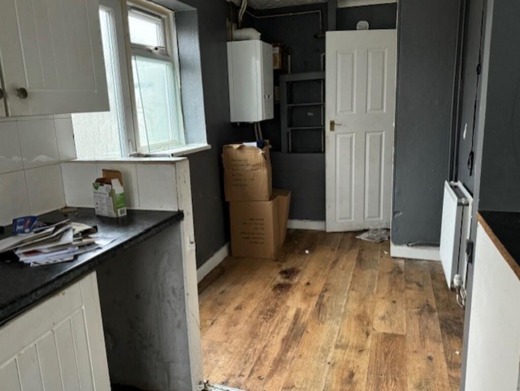 Kitchen 2