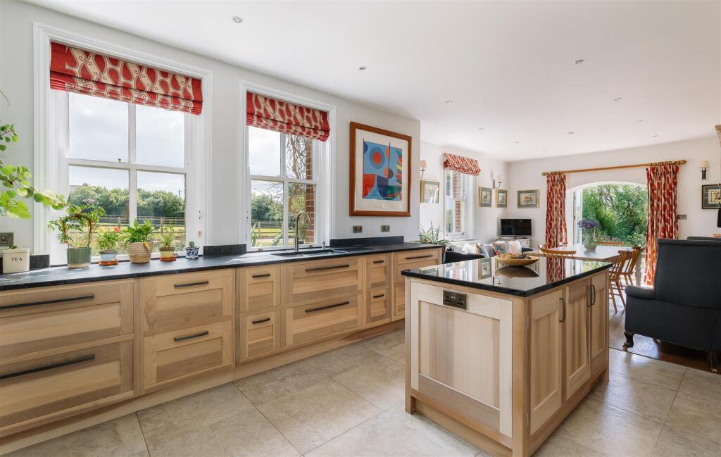Kitchen/Living Room