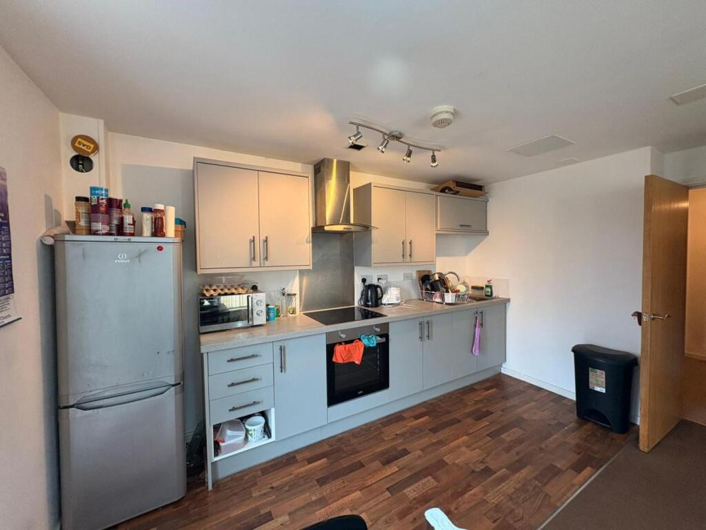 WhatsApp Image 2025-08-22 at 13.57.45 (1).jpeg