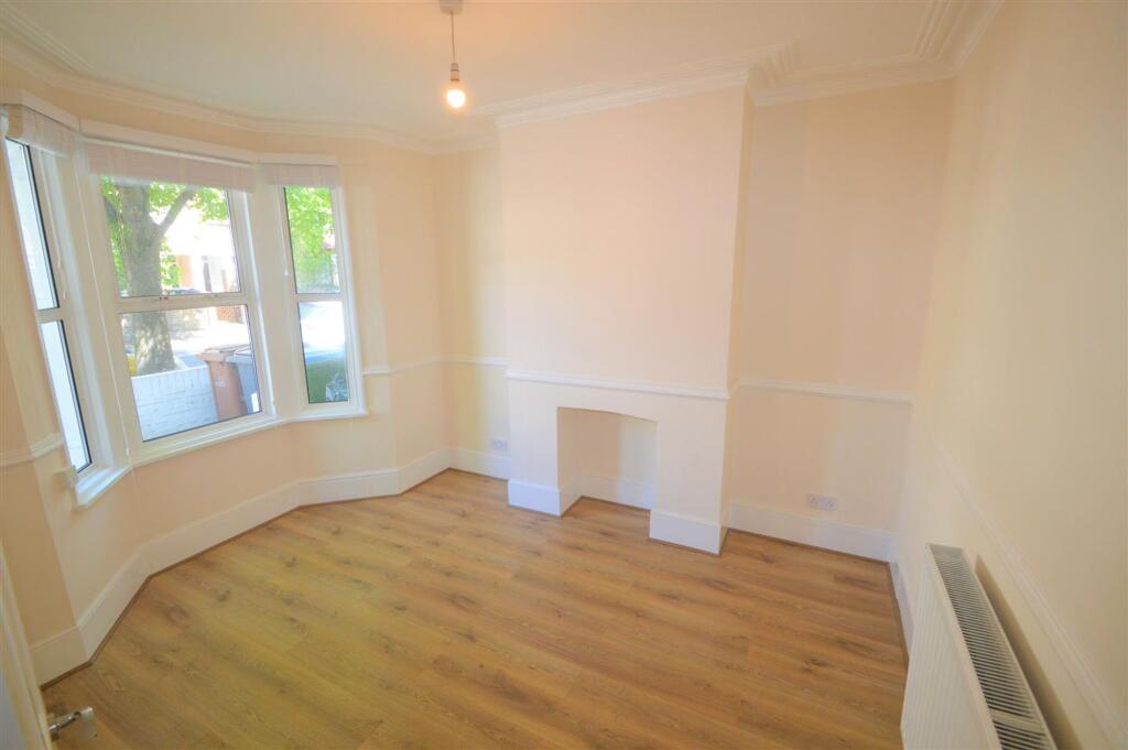 Lea Hall Rd E10
