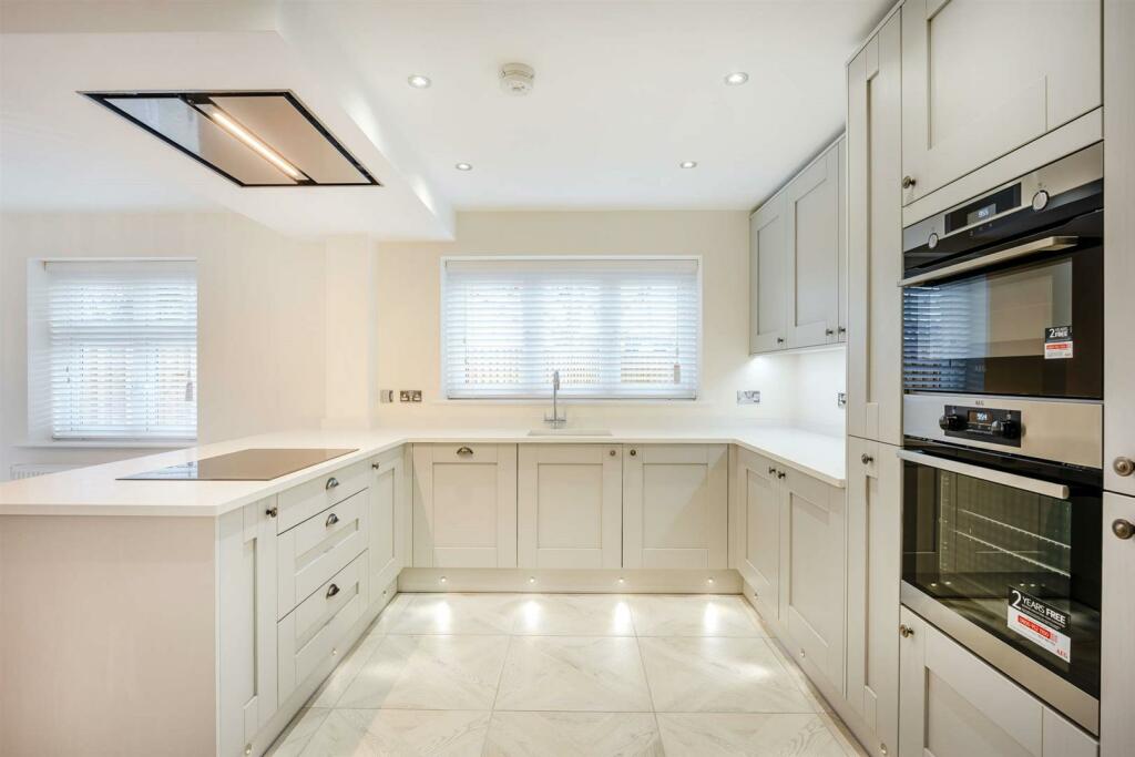 8536811-interior20-800.jpg