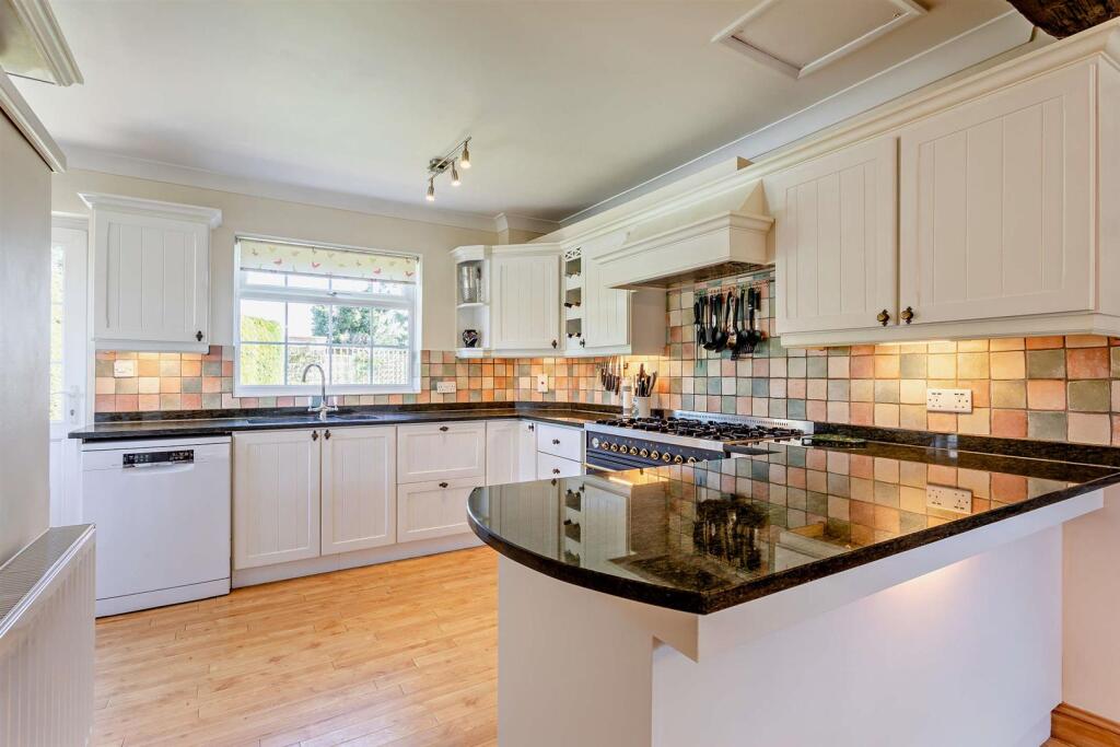 8644628-interior30-8