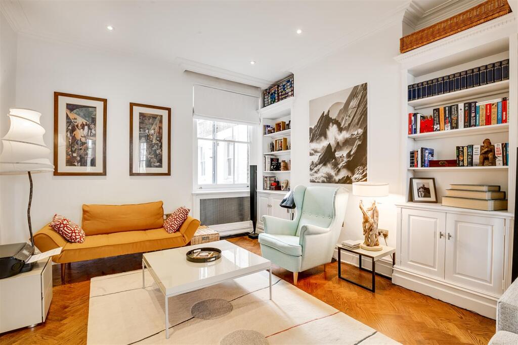 Prebend Mansions, W4 - TO LET