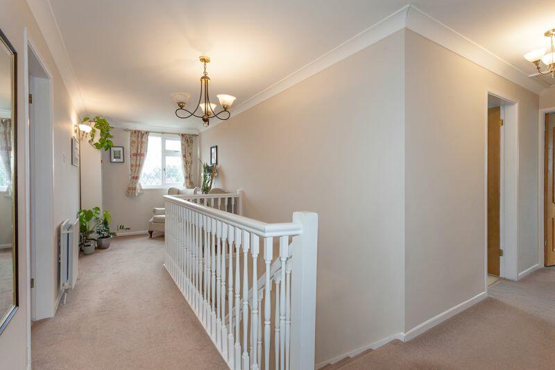 FIRST FLOOR LANDING