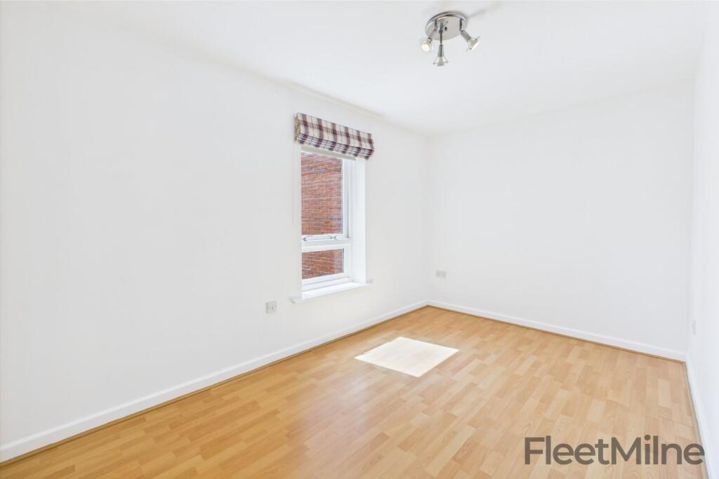 Second bedroom