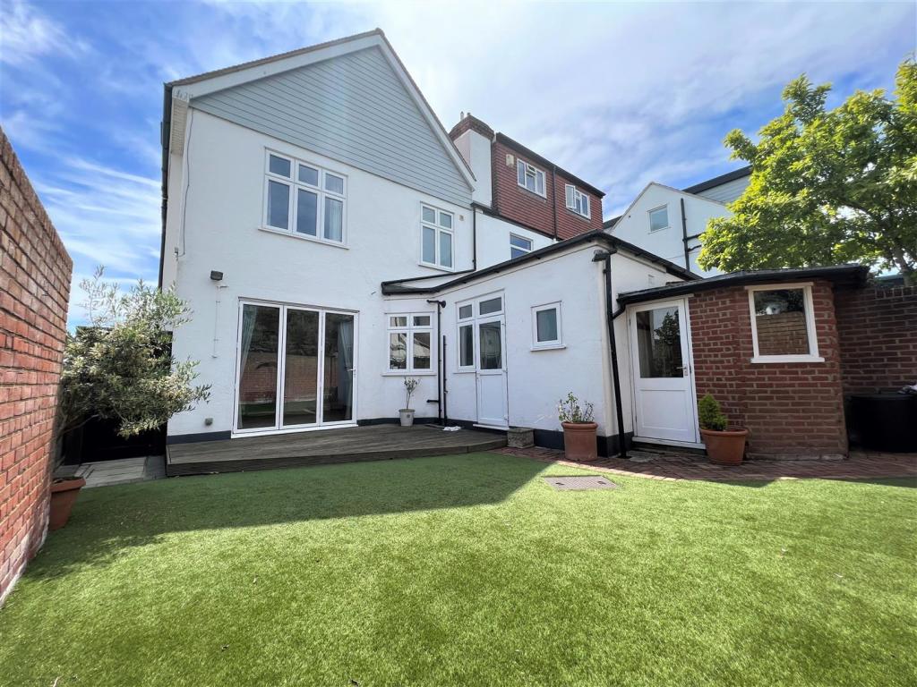 Rear Garden.jpg