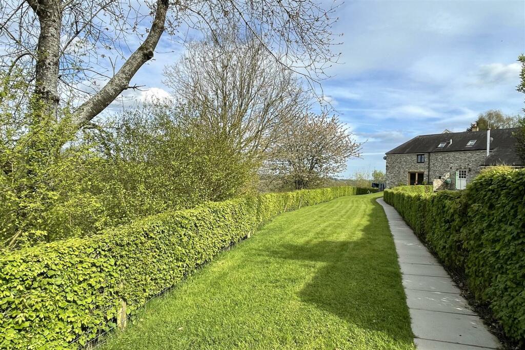 image00024.jpeg