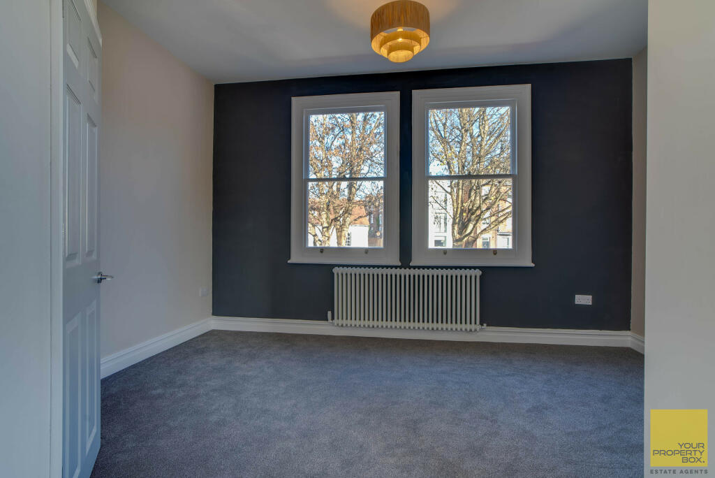58 London Road-13