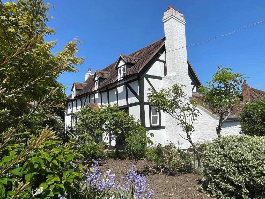 Idyllic beautiful cottage