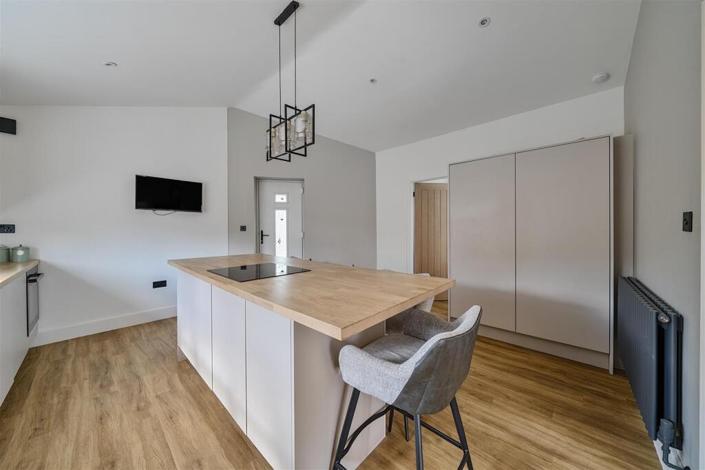 35-681e2c6be8079-1287282-ARW-35 .jpg