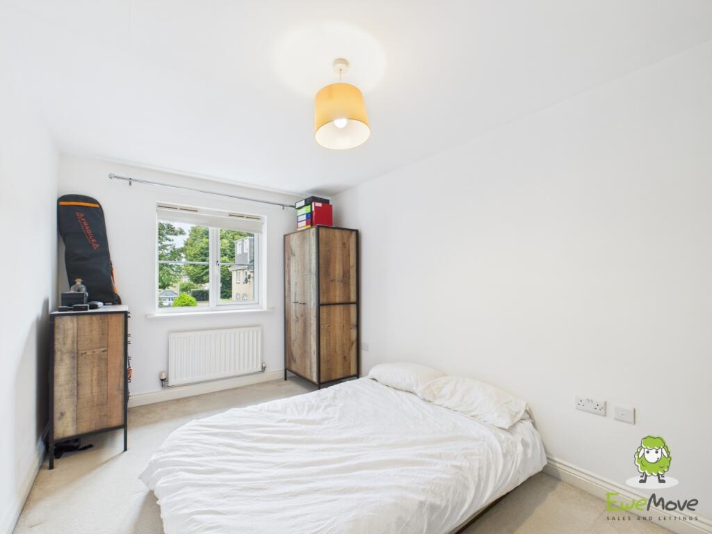 EweMove Basingstoke Hungerford Close Bedroom