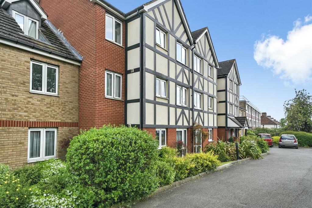 Flat 35, Bishops Court - bpKAB8s00lyO80ZjY88f.jpg