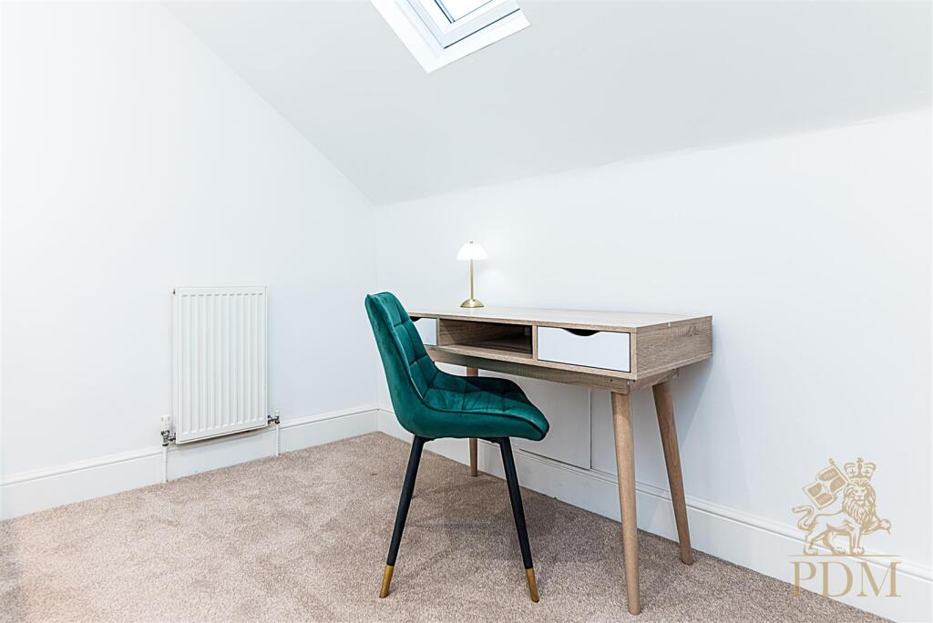 26 Chippendale Lenton Nottingham NG7 1HB