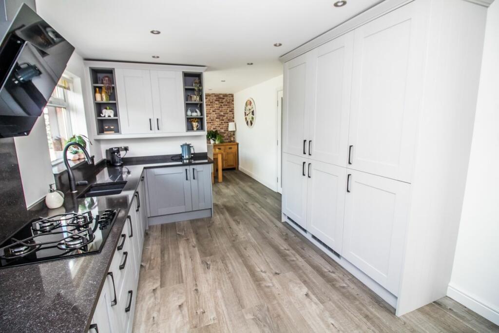 Kitchen Pic 3.