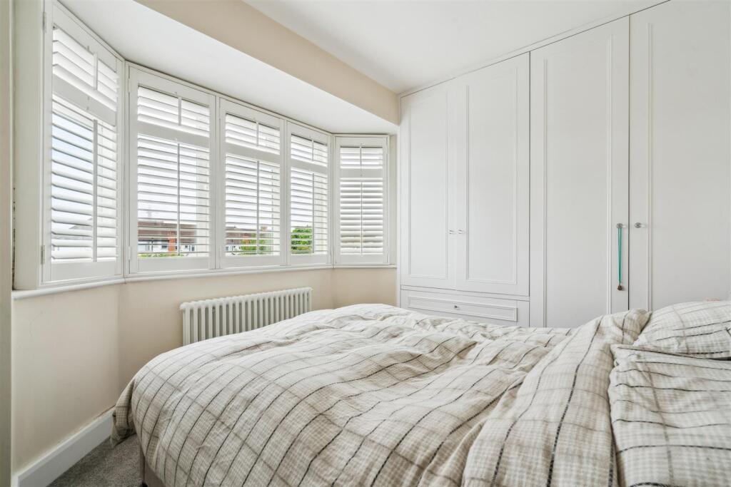 131 Aragon Road, SM4 Berdroom 2.jpg