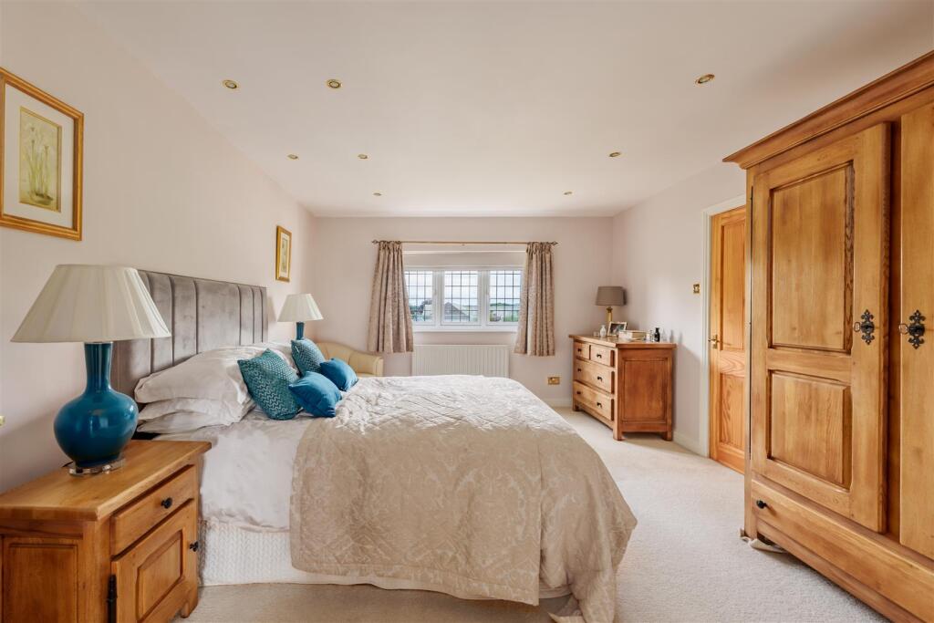 Juniper House, Station Road_018.jpg