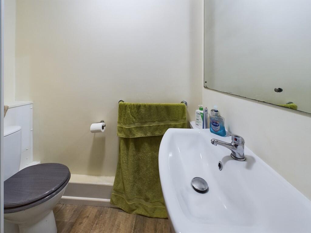 CAM02089G0-PR0406...