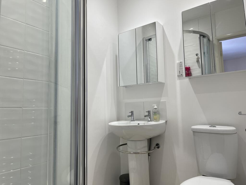 En-suite Bathroom