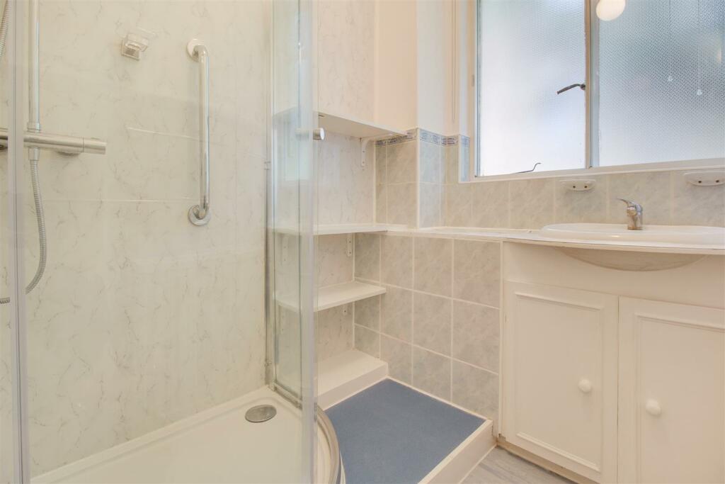 BATH.jpg