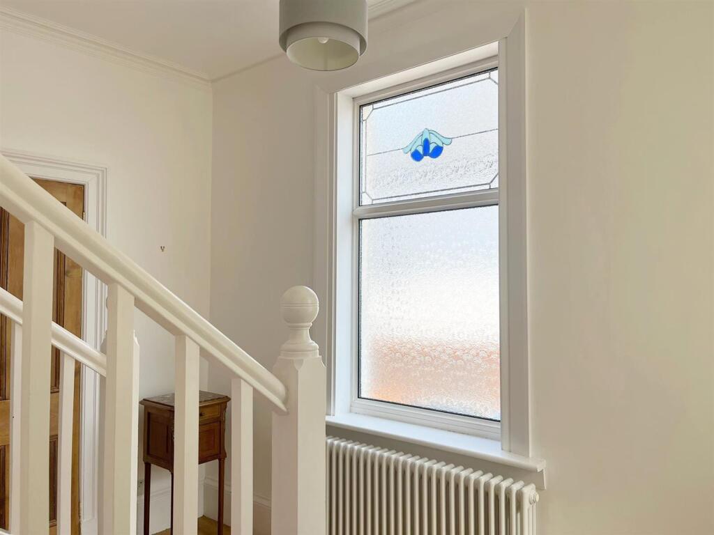 hallway2.jpg