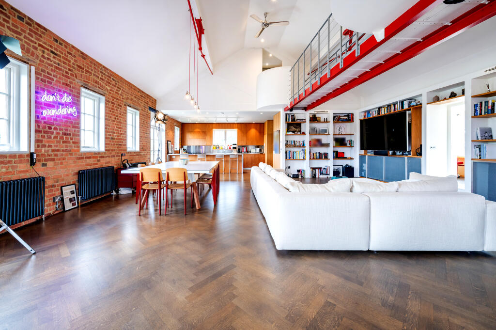 7 Old Library Apartments (17).jpg