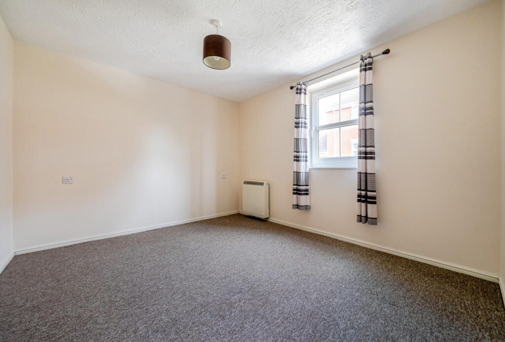 1307322-20-684c3c...