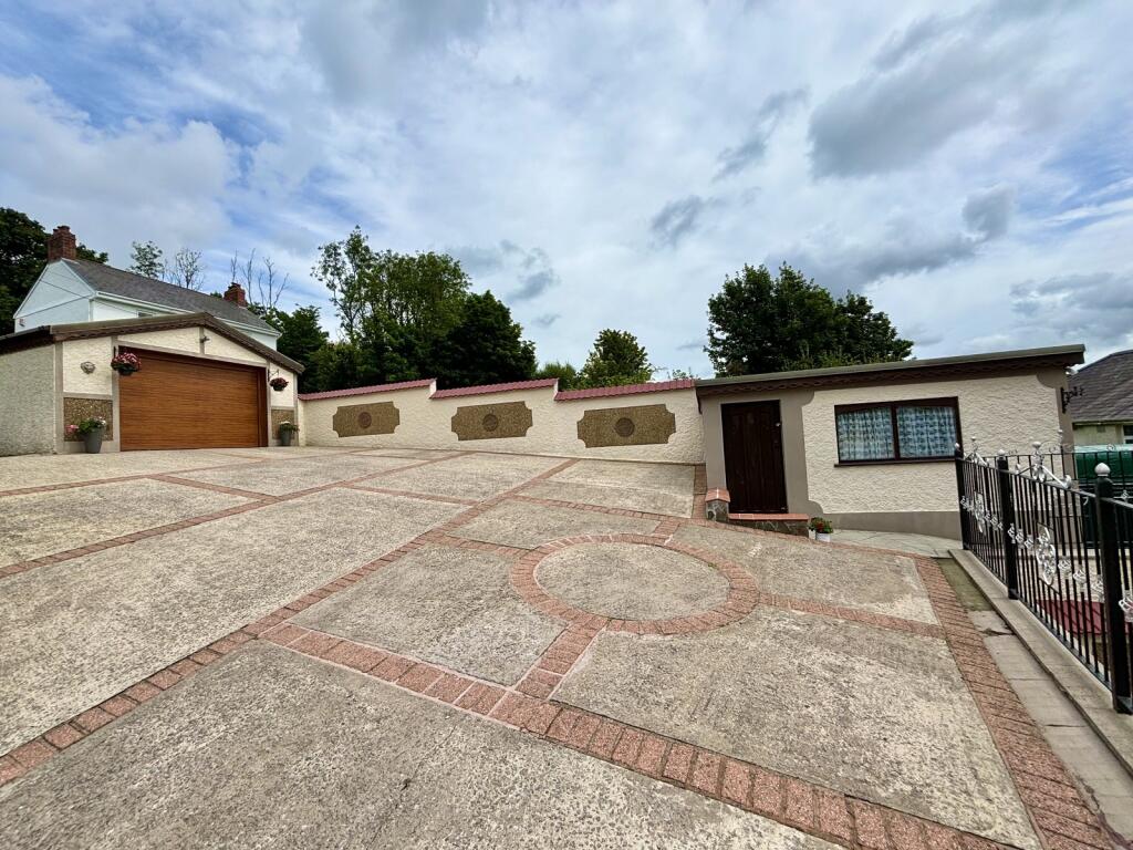 Driveway and detached garage 