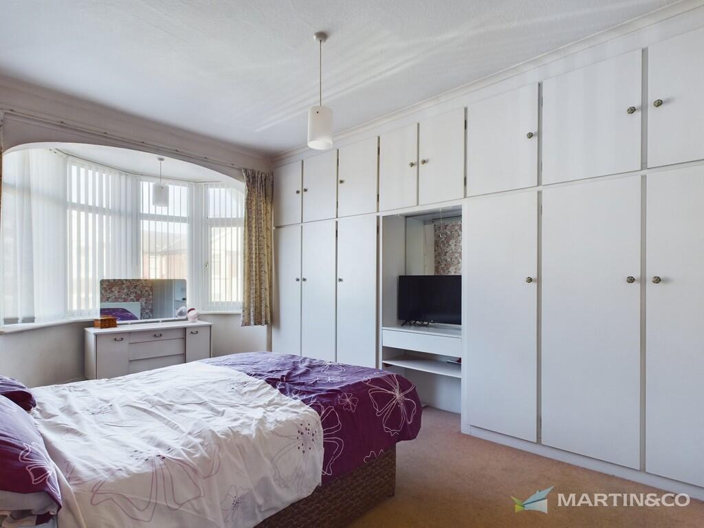 CAM02318G0-PR0392...