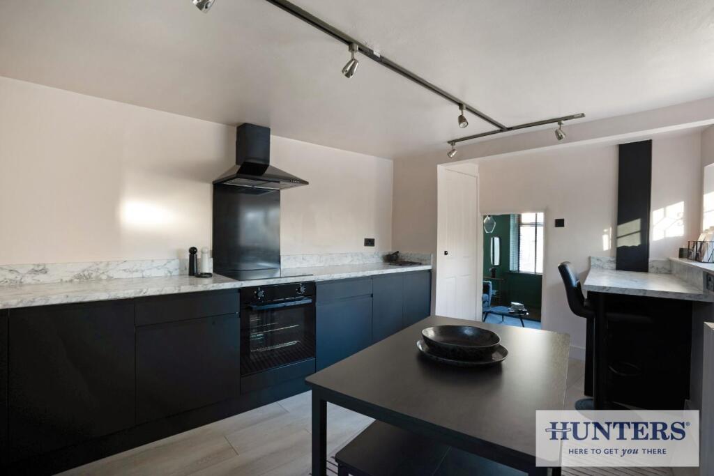 101910_1-Victoria-Road-Guiseley  (13) - Copy.jpg