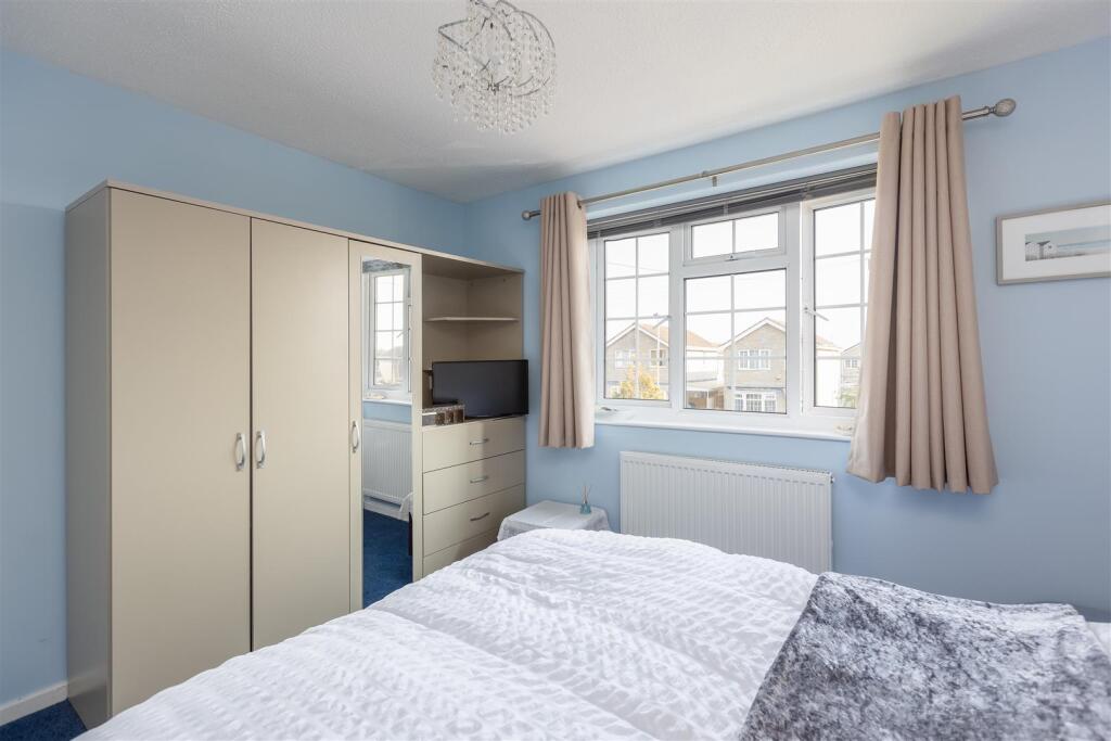 Paddock Close 9 Bedroom 1-2.jpg