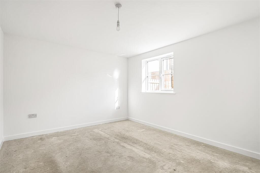 7C Warwick Street
