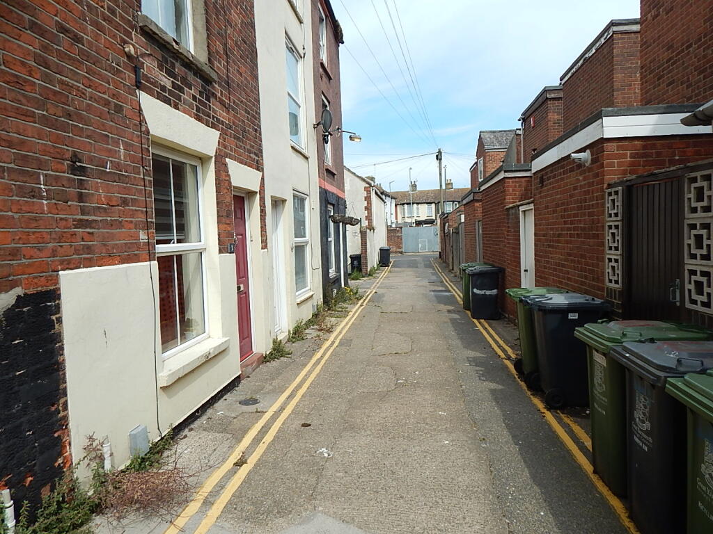 15 T202506270942.jpg