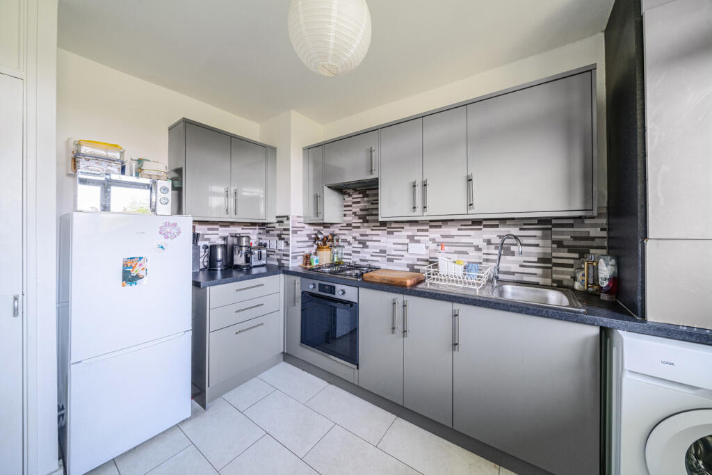 1325762-11-687a25...