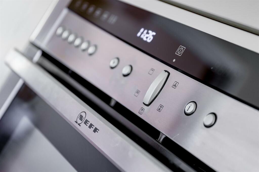 Deacons Place_26.JPG