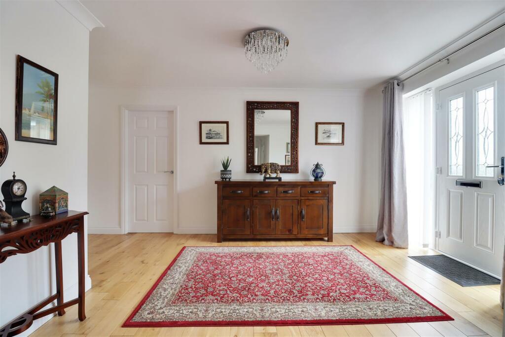 ENTRANCE HALL