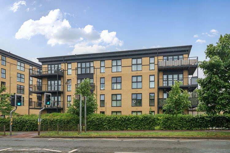 1305627 15 6841a512b202d