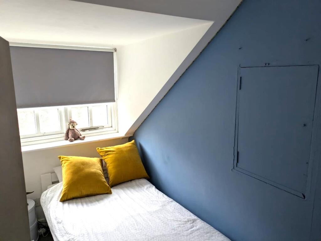 WhatsApp Image 2025-11-07 at 13.24.34_e0ae285c.jpg