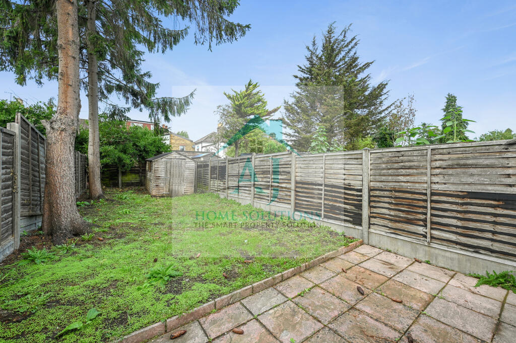 St Kildas Road - Garden