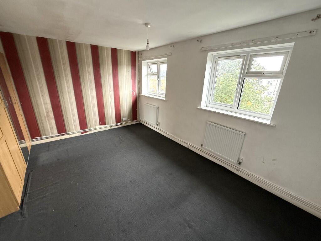 BEDROOM 1 (A)