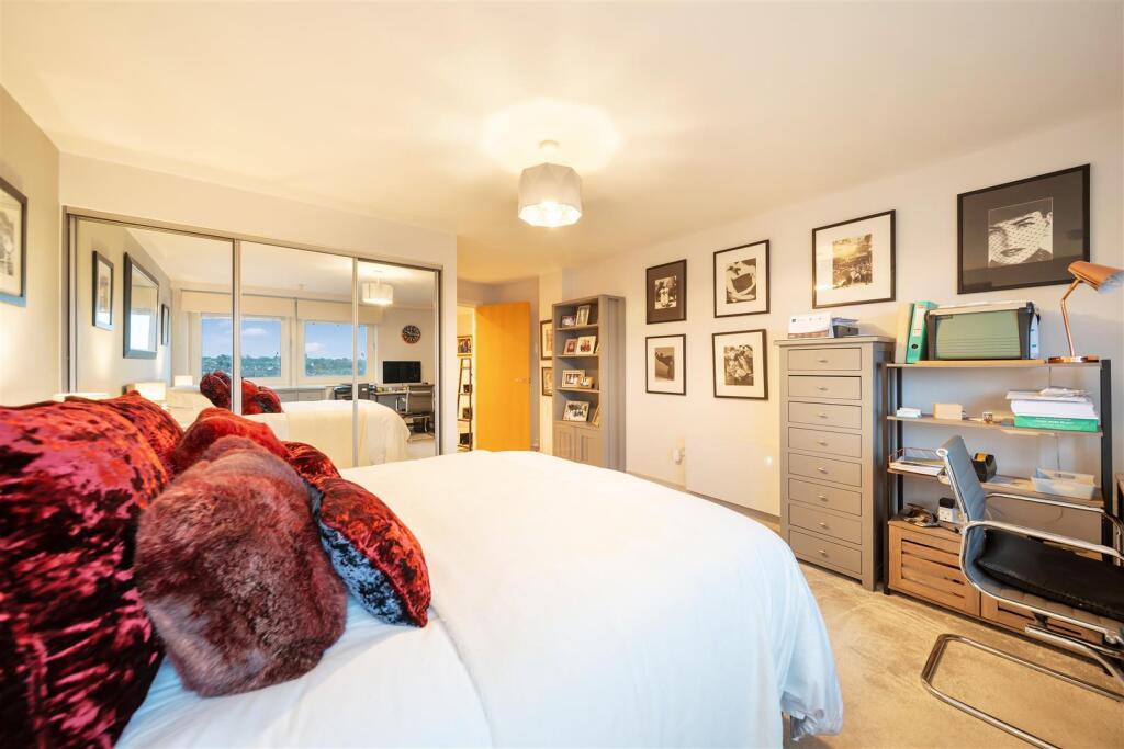 Flat 1003-18.jpg
