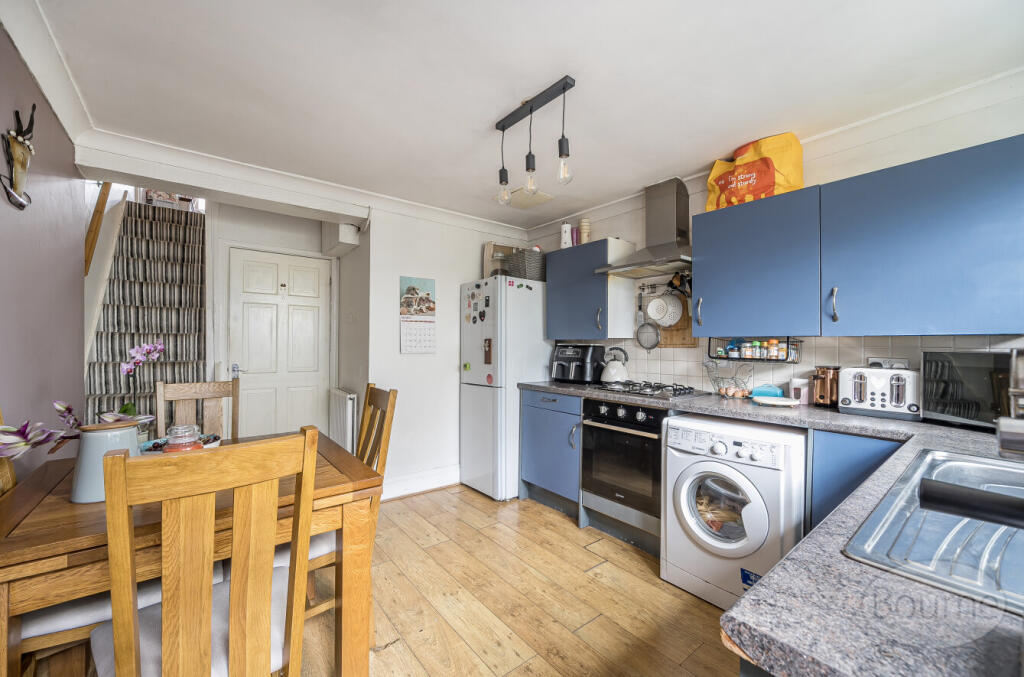 91d70454-5bf0-4dd...