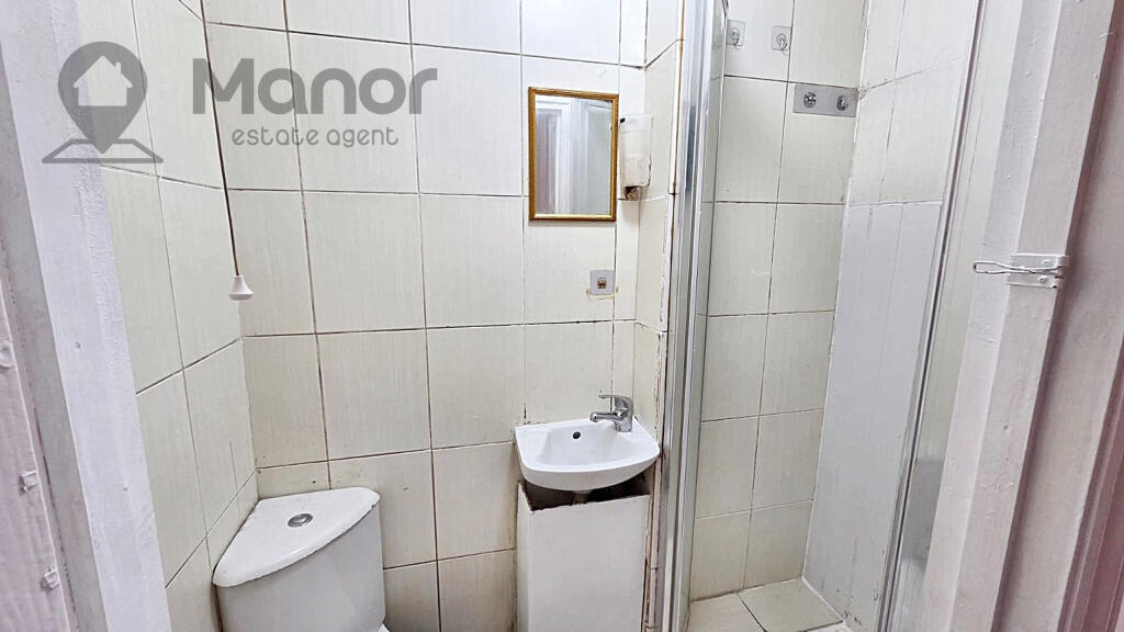 WhatsApp Image 2025-11-19 at 13.48.38 (1)